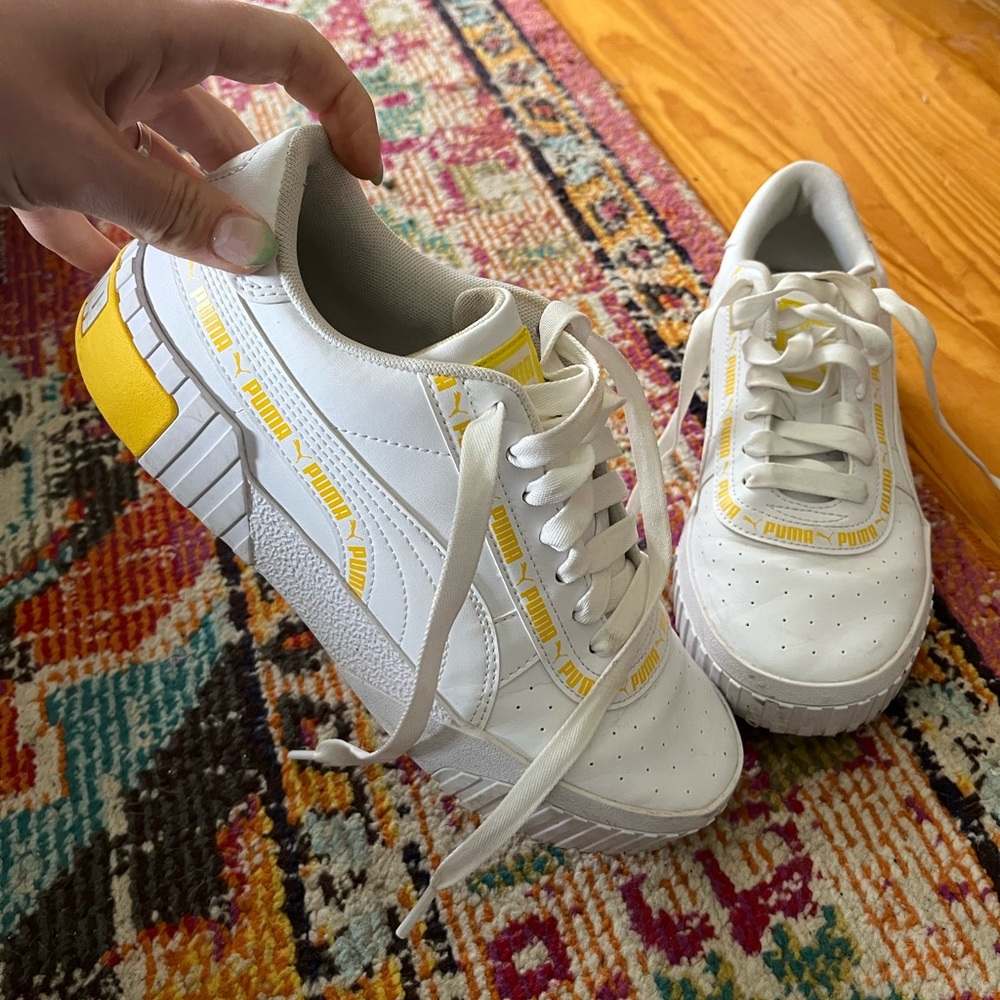 PUMA SNEAKERS
